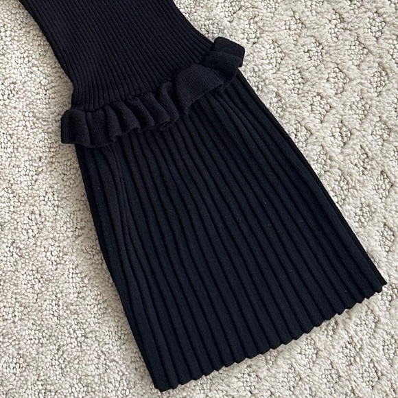 Philosophy Ribbed Knit Bell Sleeve Mock Neck Sweater/Top Black Med Stretchy Fall - Picture 4 of 11